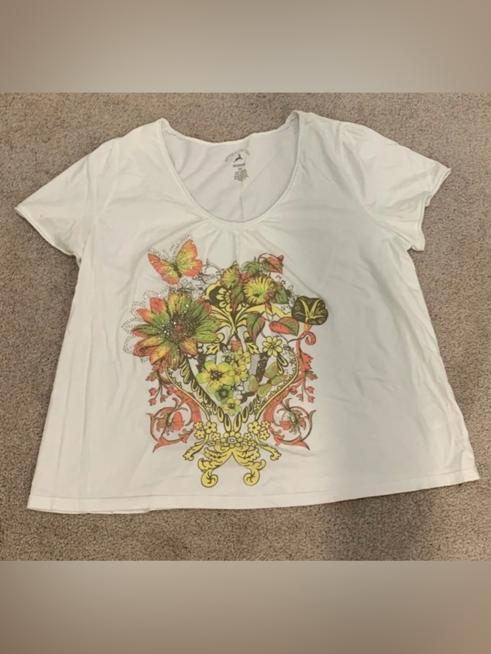 White Stag Vintage V-neck Tee